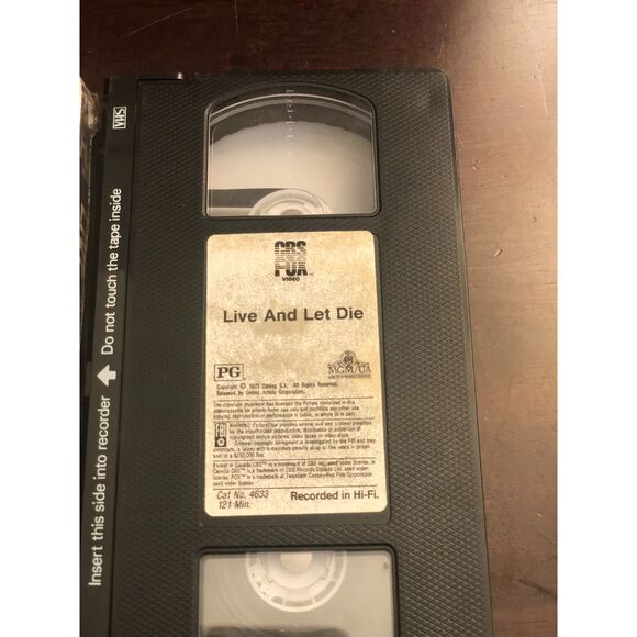 Live And Let Die VHS 1973 James Bond 007 vintage movie CBS Video cassette tape - Picture 5 of 6